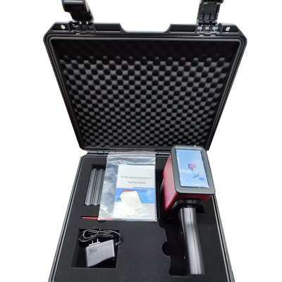 कॉम्पैक्ट रेट्रो रिफ्लेक्टीव मीटर 6 वी डीसी पावर सप्लाई के साथ -4° एंगल ऑफ इनसीडेंस और 0.2° ऑब्जर्वेशन एंगल